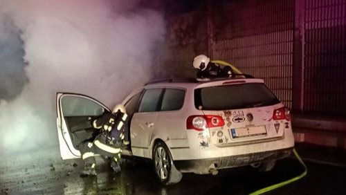 Požár vozidla omezil provoz na dálnici