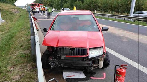Po nehodě na dálnici D6 nadýchal 2,21 promile