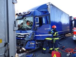 Jihomoravský hasiči zasahovali na dálnici D1