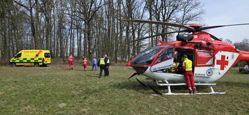 Dva pády z výšky zaměstnaly záchranáře