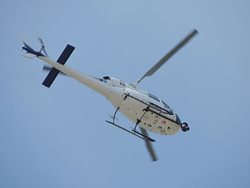 Letečtí záchranáři pomohli s transportem zraněné