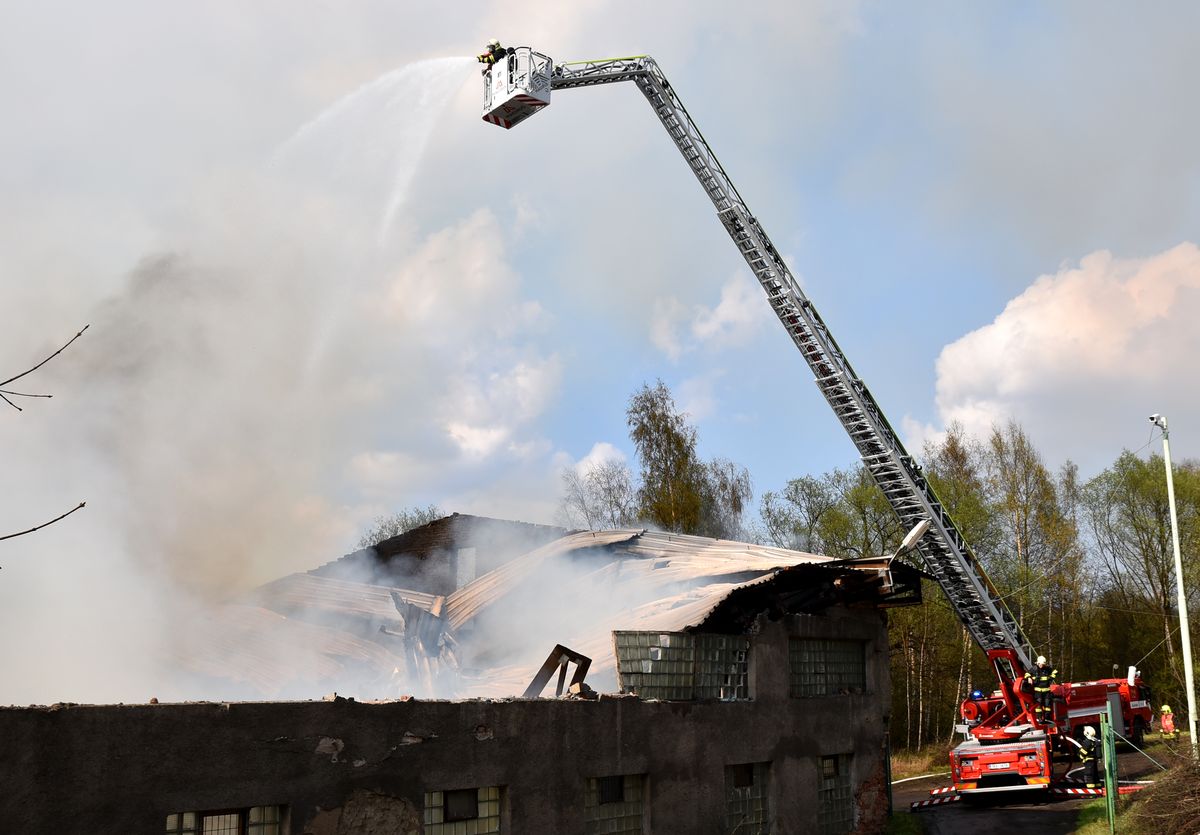 ghj-(1).jpg ghj-(1).jpg