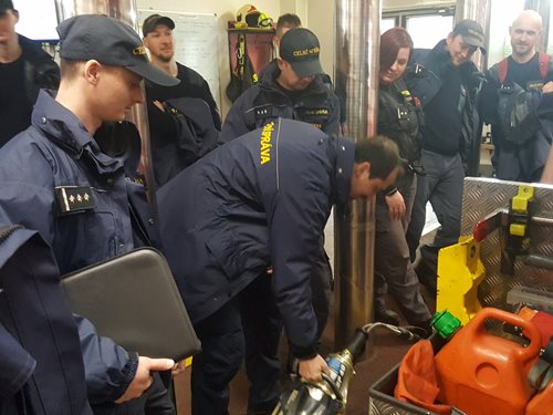 Středočeští celníci se školili na stanicích v Benešově a Kladně