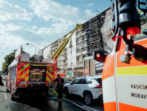 Smrt v plamenech: Požár bytu v Havířově si vyžádal lidský život