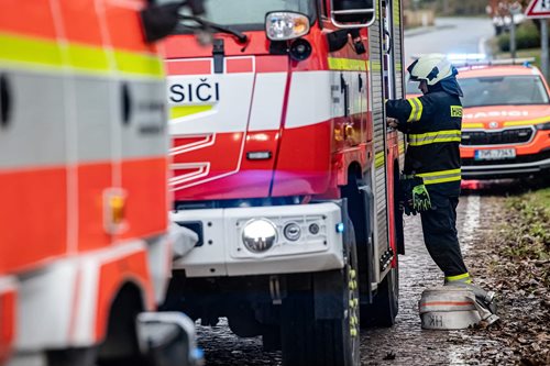Požár v bytě skončil zásahem záchranářů