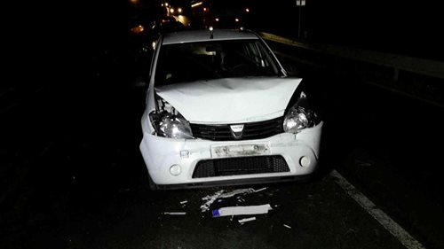 Namrzlé silnice zkomplikovaly v Pardubickém kraji dopravu a vyžádaly si jeden lidský život