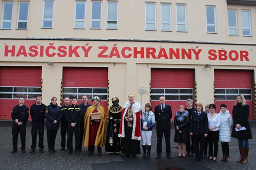 Tři králové opět našli cestu k olomouckým hasičům