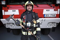 Ještě stále můžete podpořit akci Movember, kterou již poosmé podpořili profesionální hasiči z Pardubického kraje