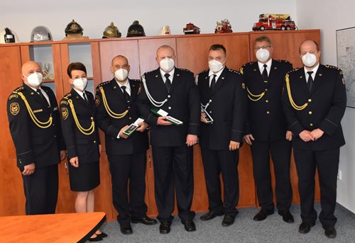 Medaile Za věrnost příslušníkům Krajského ředitelství a Územního odboru Ústí nad Labem