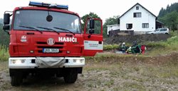 Čtvrteční bilance Karlovarského kraje, je sedm dopravních nehod, dvakrát vrtulník a dvanáct zraněných. Dlouhodobý denní průměr řešených dopravních nehod tak byl překonán více než třikrát  