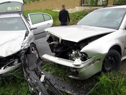 U čelního střetu dvou vozů zasahovali hasiči v Částkově na Uherskohradišťsku
