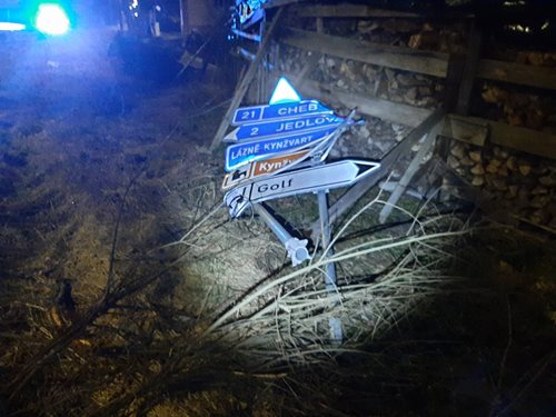 Opilá jízda skončila ničivou stopou