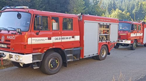 Profesionální zásah v základní škole kvůli podezřelé látce