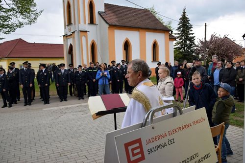 Pelejovičtí hasiči slavnostně otevřeli svou novou požární zbrojnici