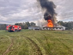 Letecká nehoda s následným požárem na letišti Osičiny na Kolínsku