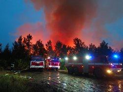 VIDEO: Odřad HZS LBK zasahoval u požáru v Tisové na Sokolovsku