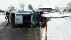Dva zranění po dopravní nehodě u Jeclova na Vysočině