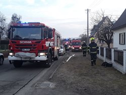 Požár podkrovního bytu s tragickými následky