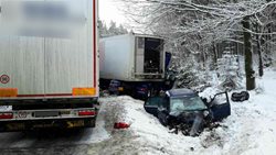 Aktuálně hasiči Olomouckého kraje zasahují u nehody u obce Studená Loučka 