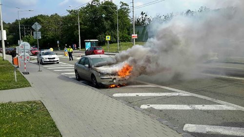 Požár osobního auta v Brně-Kohoutovicích