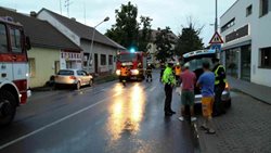 Jihomoravští hasiči o víkendu v noci zasahovali u několika dopravních nehod