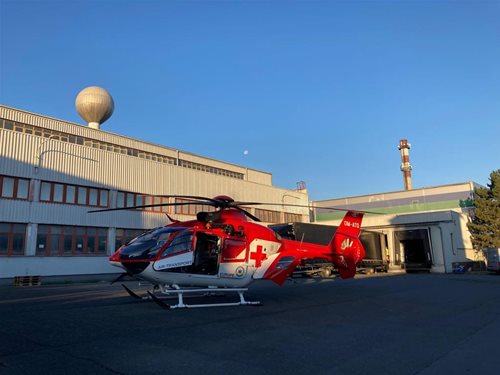 Pracovní úraz na Opavsku: Žena zavalena paletami