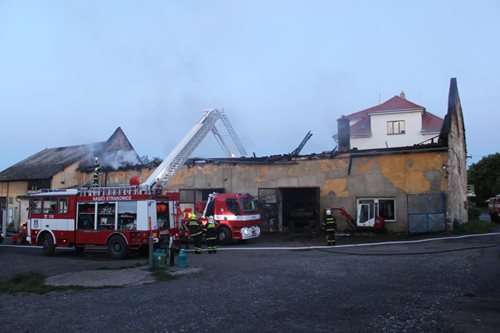 Škoda po požáru v Rovné jde do miliónů