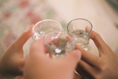 Alkohol ohrozil zdraví nezletilé dívky