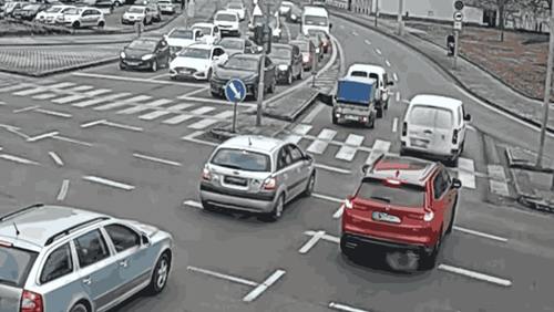 Chodkyně přišla k úrazu po nerespektování semaforu