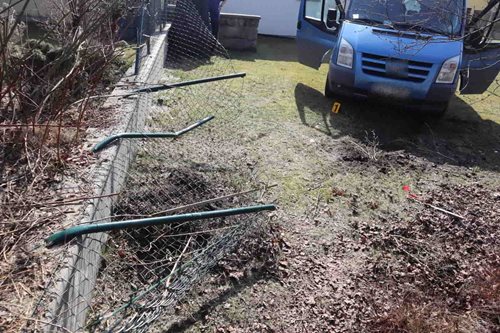 Nezajištěné vozidlo způsobilo nebezpečnou situaci