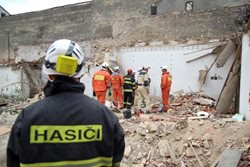Hasiči ve Znojmě trénovali stabilizaci konstrukcí