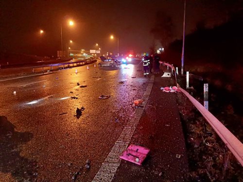 Ranní nehoda osobního auta zaměstnala složky IZS