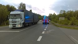 Dopravní nehoda u Verneřova.Řidička si  stěžovala  na bolest krku