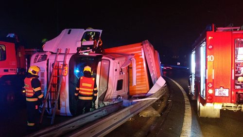 Dopravní nehoda na dálnici D10