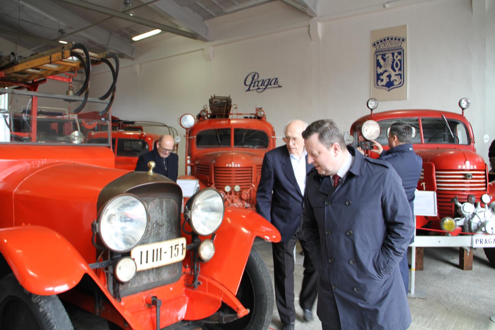 ViewImage-(8).jpg ViewImage-(8).jpg