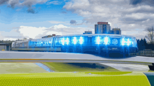 Záchranáři bojovali o život mladého muže s těžkými zraněními