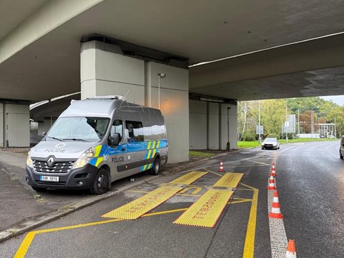Policisté odhalili přetížené dodávky: Rekordní váha dosáhla osmi tun
