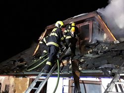 Při požáru rekreační chalupy v Kraborovicích zemřela žena