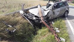 Při nehodě osobního vozidla u Záborné na Jihlavsku se zranili čtyři lidé