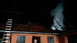 Požár rodinného domu zaměstnal hasiče na Hodonínsku
