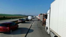 Vážná dopravní nehoda na dálnici D1