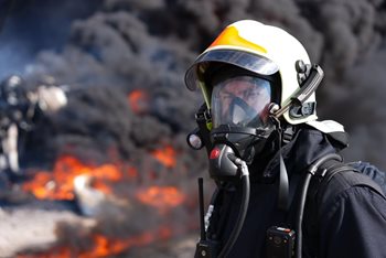 Očima hasiče: Vagóny před námi vybuchovaly