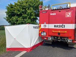Motorkář nehodu nepřežil