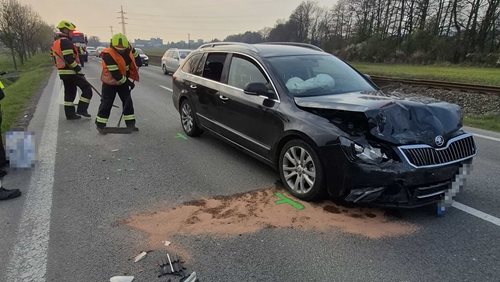 Střet vozidel si vyžádal zásah a zraněné