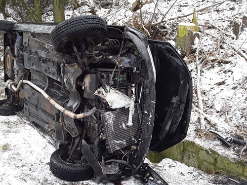 Havárie osobního vozidla u Babic si vyžádala zranění