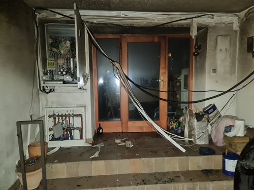 Požár ve strojovně malé vodní elektrárny naštěstí nezasáhnul technologii