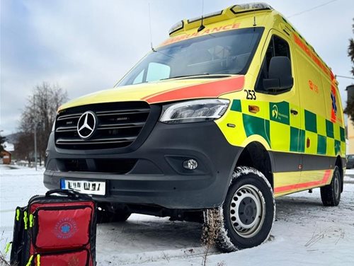 Vážné popáleniny při zatápění v kamnech poslaly muže do specializovaného centra