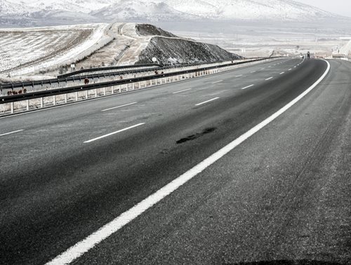 Úpravy dopravního režimu vyžadují maximální pozornost řidičů