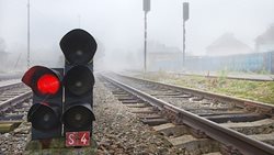 Mezi Ejpovicemi a Dýšinou došlo k projetí vlaku návěstidlem