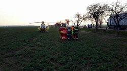 V Kočí se střetl kamion s osobním vozem.